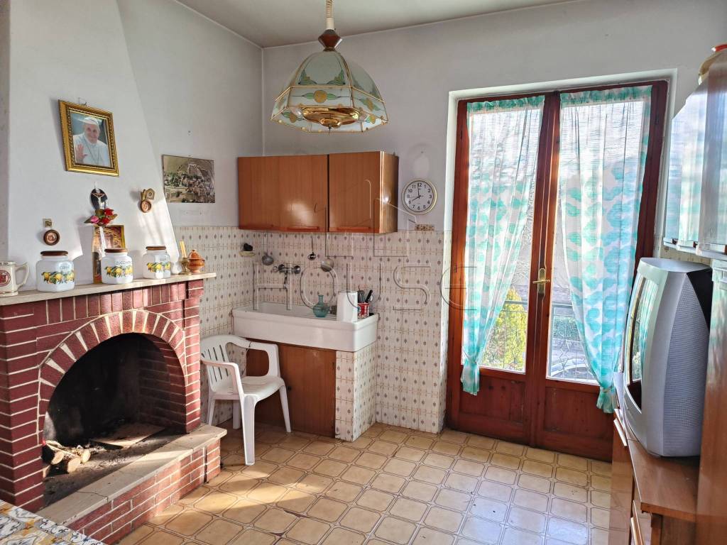 Appartamento a Umbertide in Strada regionale 416 del Niccone - Foto 2