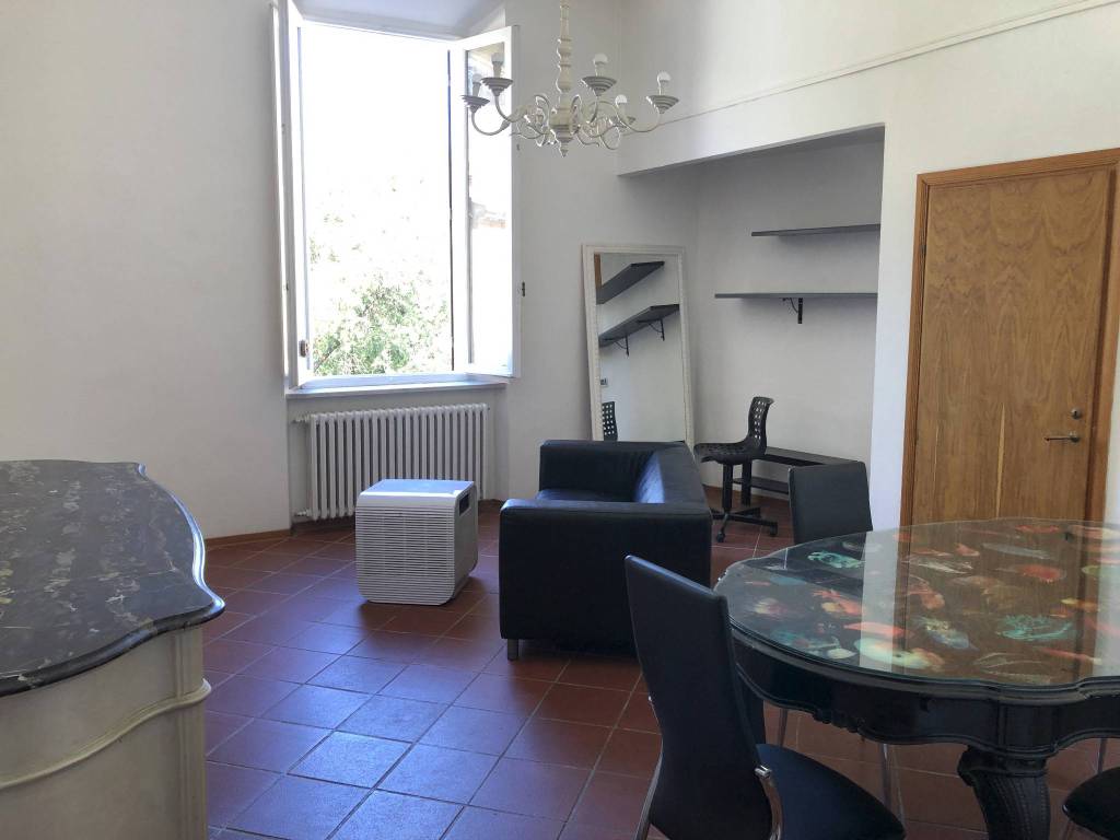 Appartamento a Livorno in Via Roma, 43 - Foto 2