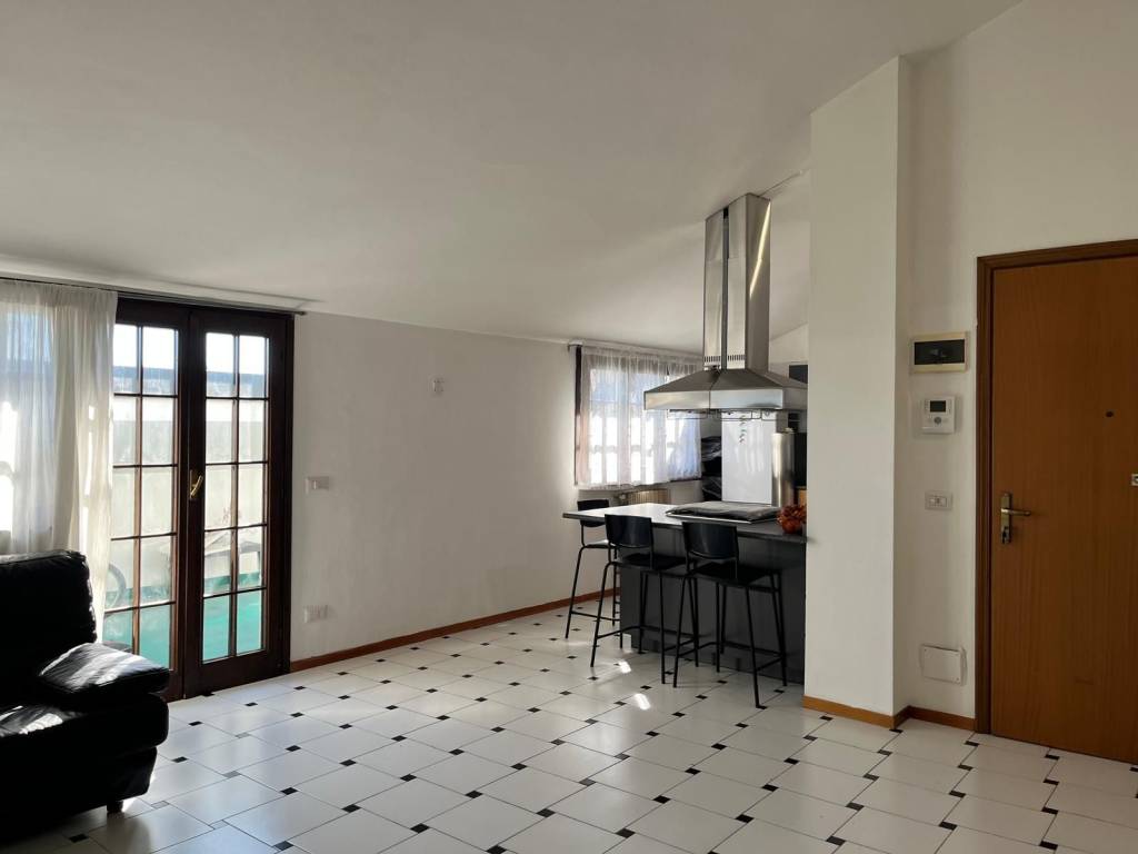 Appartamento a Correggio in Via Carlo Quinto - Foto 3