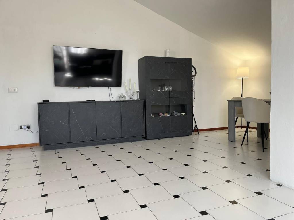 Appartamento a Correggio in Via Carlo Quinto - Foto 5