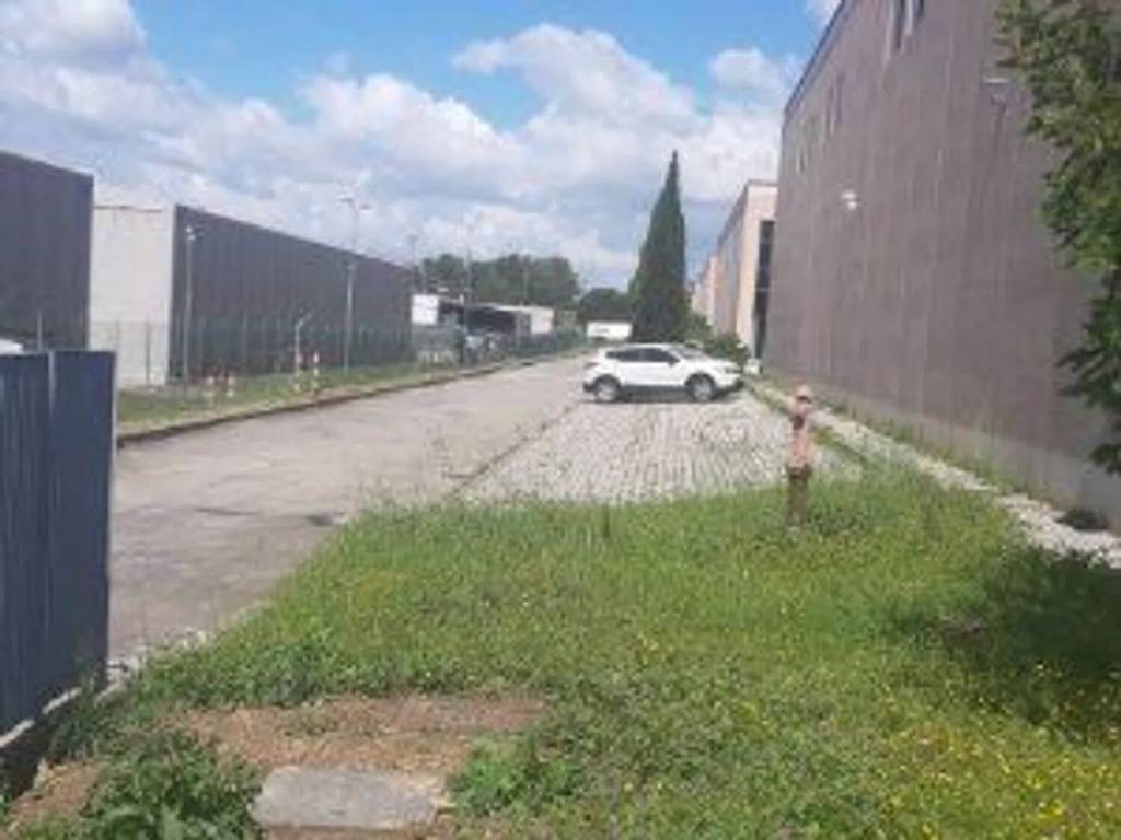 Immobile a Campi bisenzio in Via Einstein - Foto 3