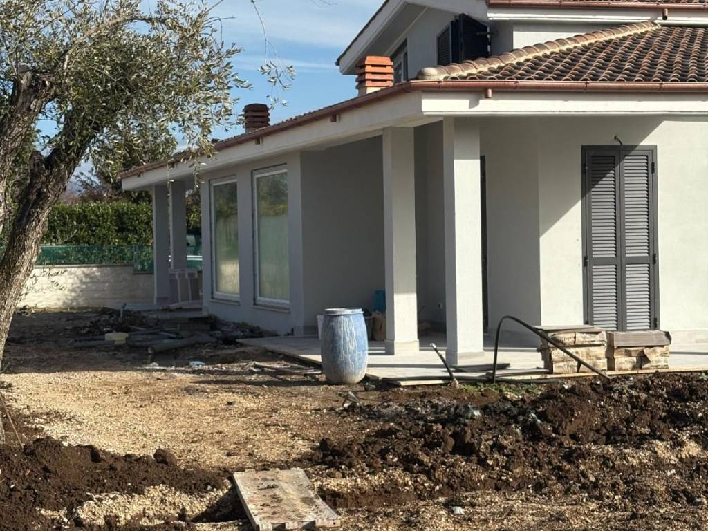 Villa a Capena in Via Scoranello - Foto 2