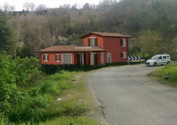 Rustico / casale a Bettona in Via Col di Lodola - Foto 2