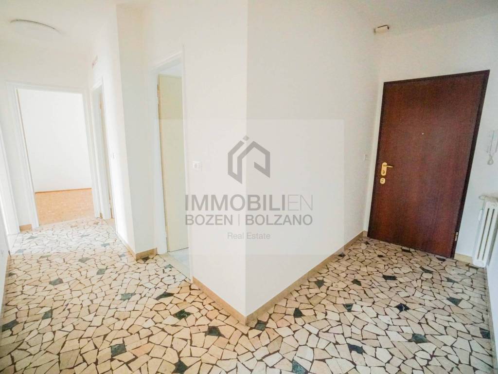 Appartamento a Bolzano in Via Brennero, 3 - Foto 4