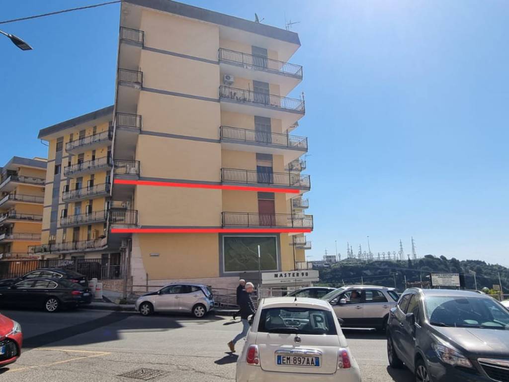 Appartamento a Catanzaro in Viale dei Normanni, 131 - Foto 3