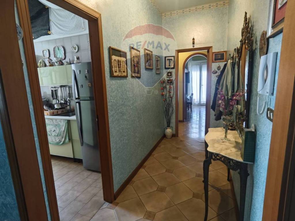 Appartamento a Catania in Via Liguria, 8 - Foto 4