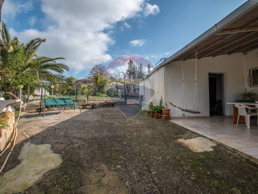 Villa a Caltagirone in Contrada Caldaia SS417 - Foto 4