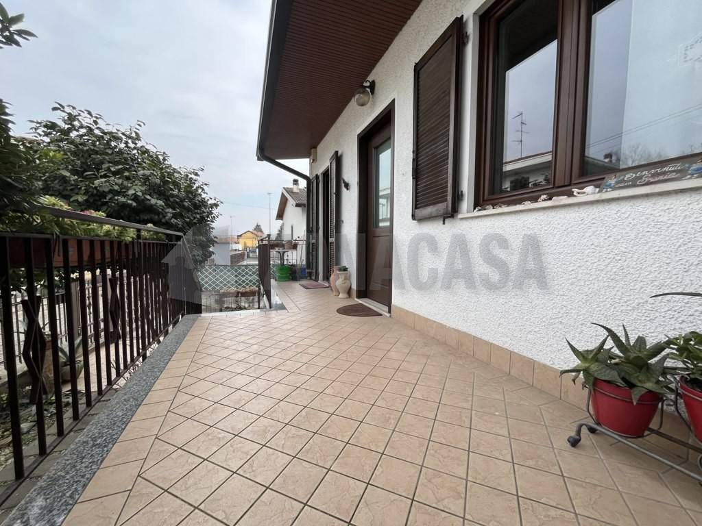 Villa a Gallarate in Via Pompei - Foto 4