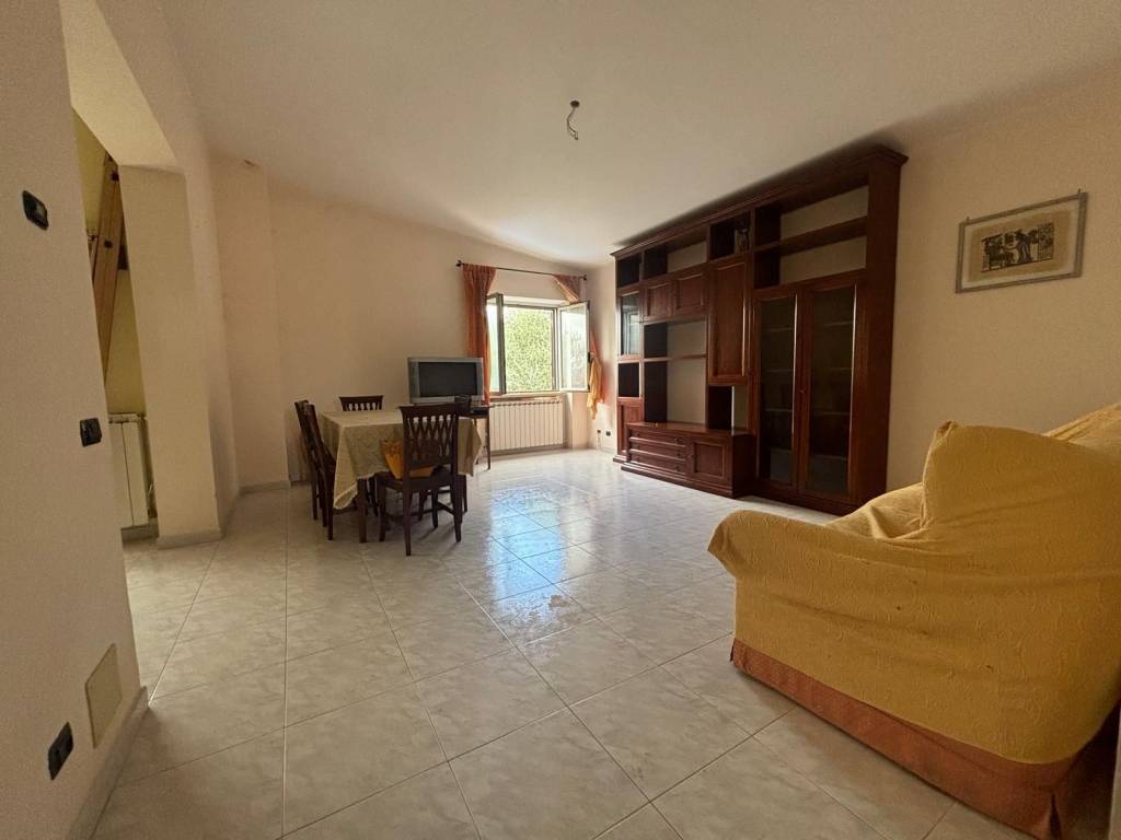 Casa indipendente a Capena in Via Rosetole - Foto 3
