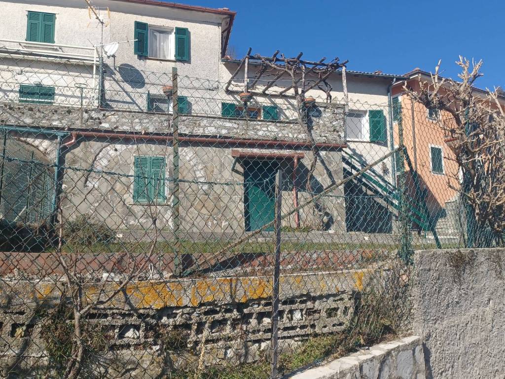 Casa indipendente a Varese ligure in Località Ghiggeri - Foto 2