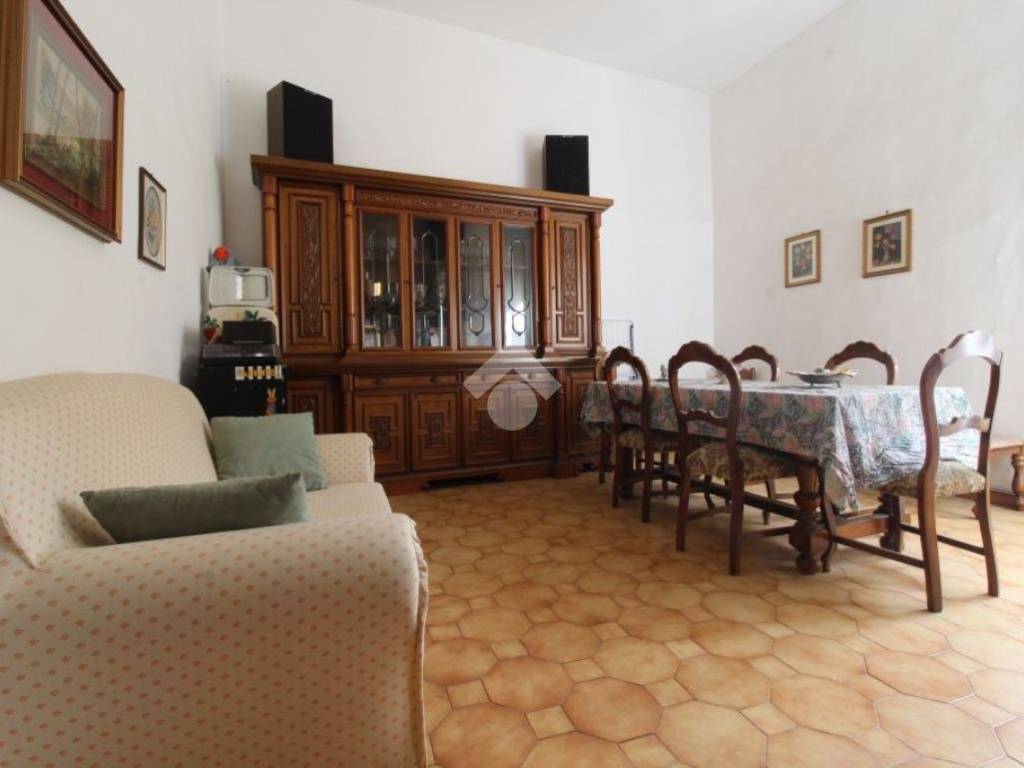 Appartamento a Scandriglia in Via Giuseppe Mazzini, 14 - Foto 4