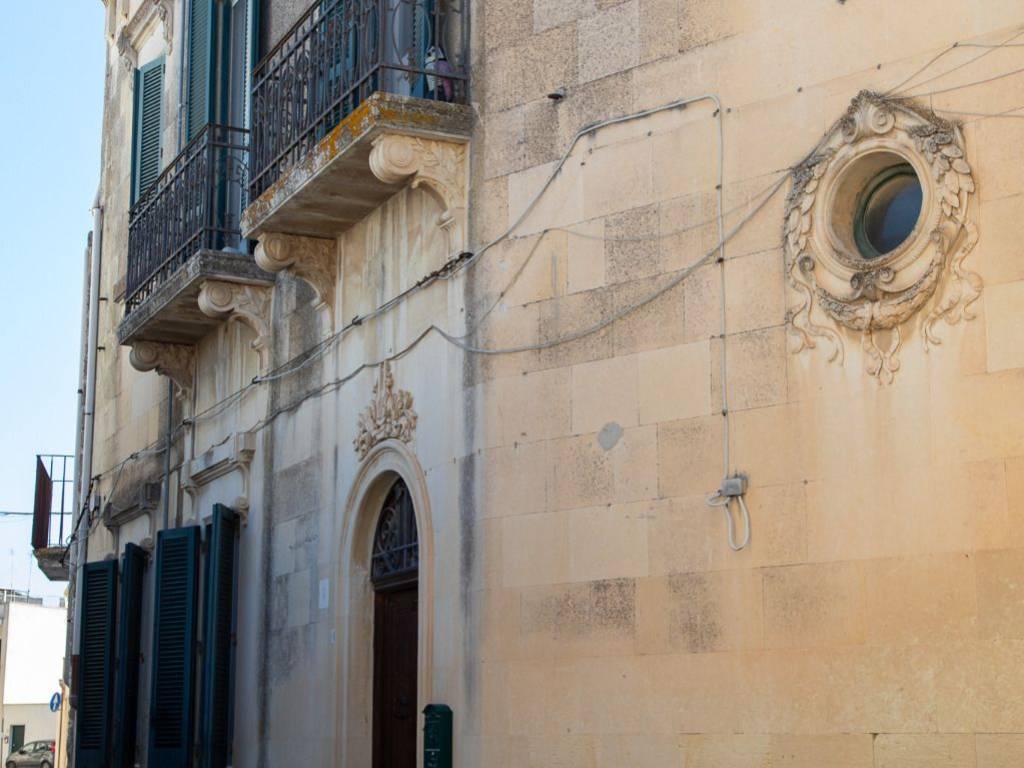 Palazzo / stabile a Muro leccese in Via Vittorio Veneto - Foto 2