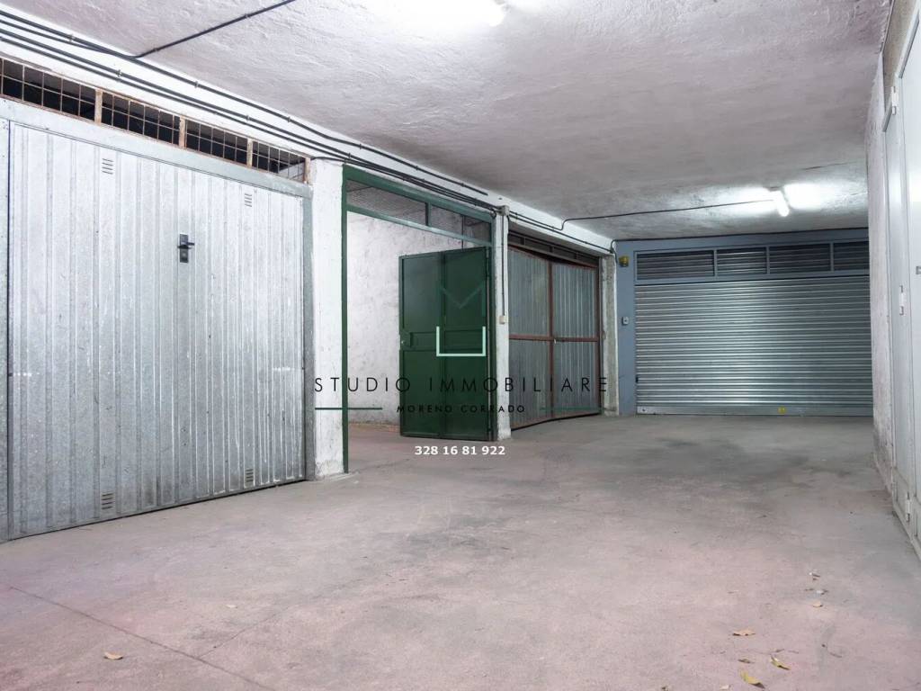 Box / garage a Avellino in Via Antonio Annarumma, 64 - Foto 3