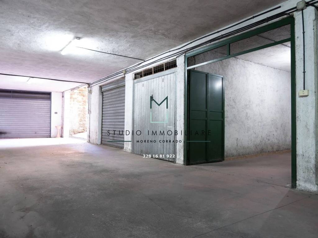Box / garage a Avellino in Via Antonio Annarumma, 64 - Foto 4