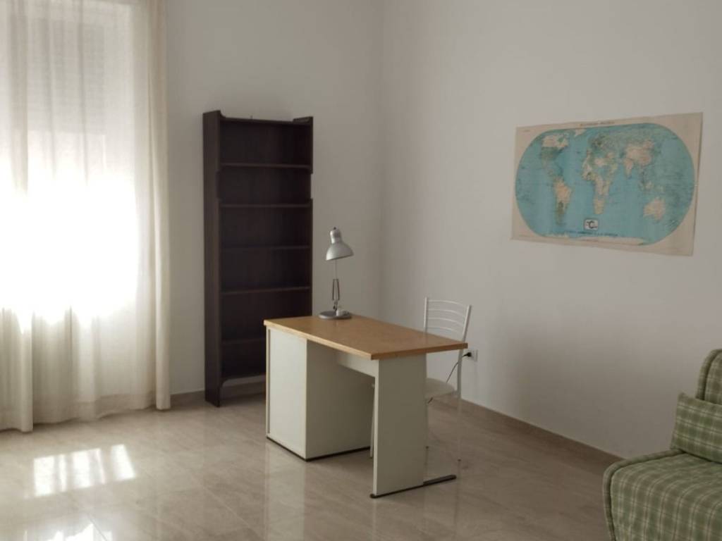 Appartamento a Trani in Via Andrea Ciardi - Foto 2