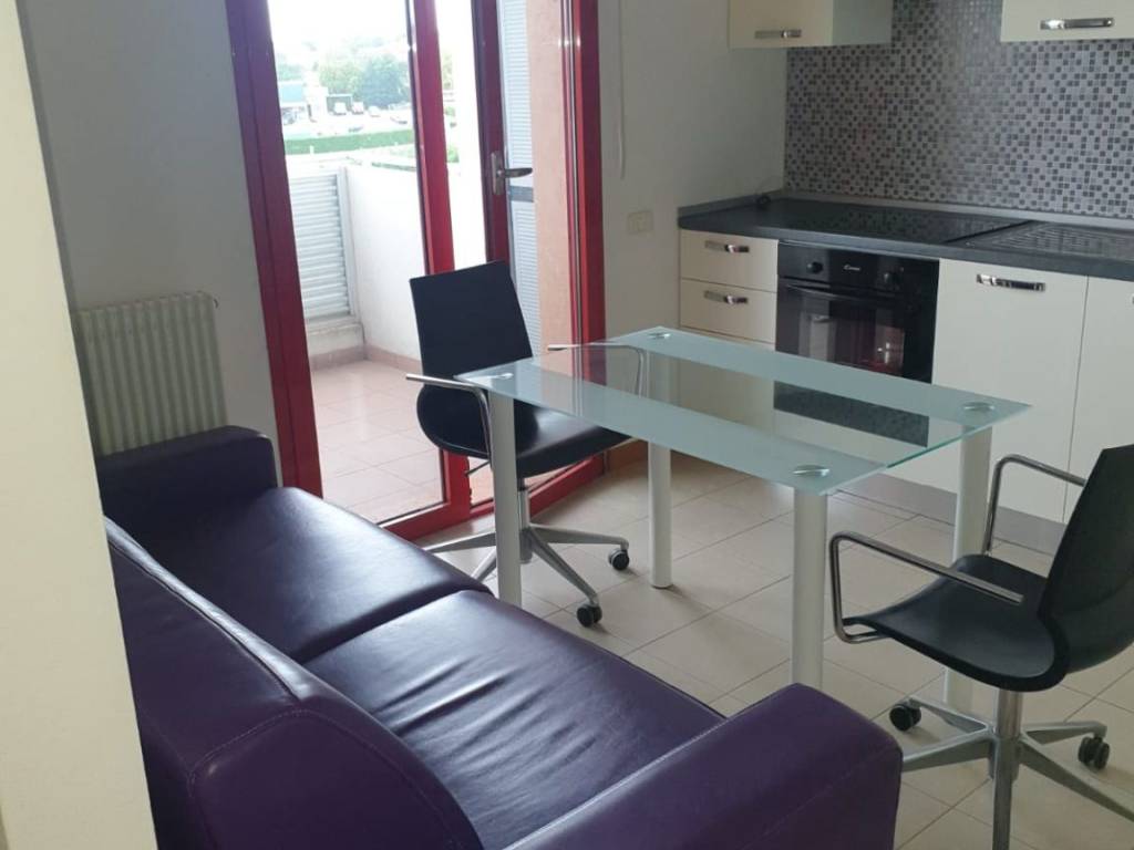 Appartamento a Udine in Via Sant'Osvaldo, 40 - Foto 2