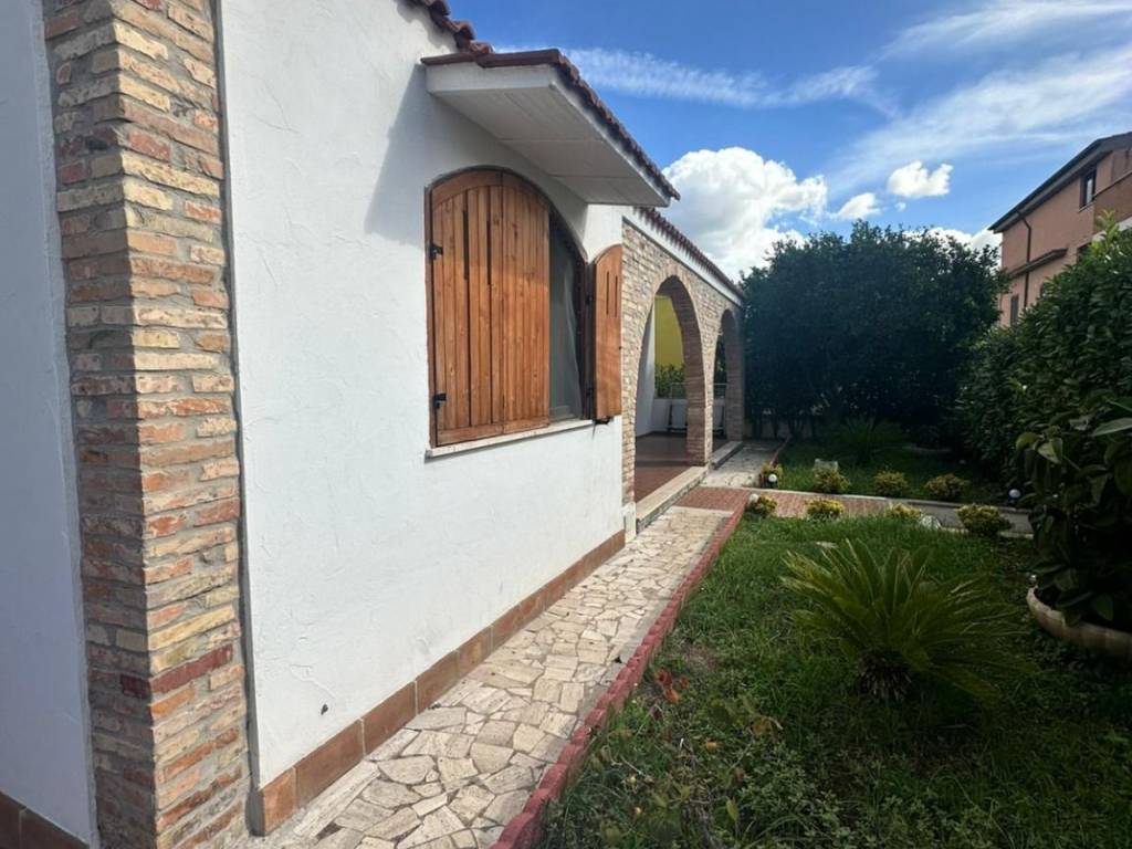 Villa a Nettuno in Via San Giacomo - Foto 3