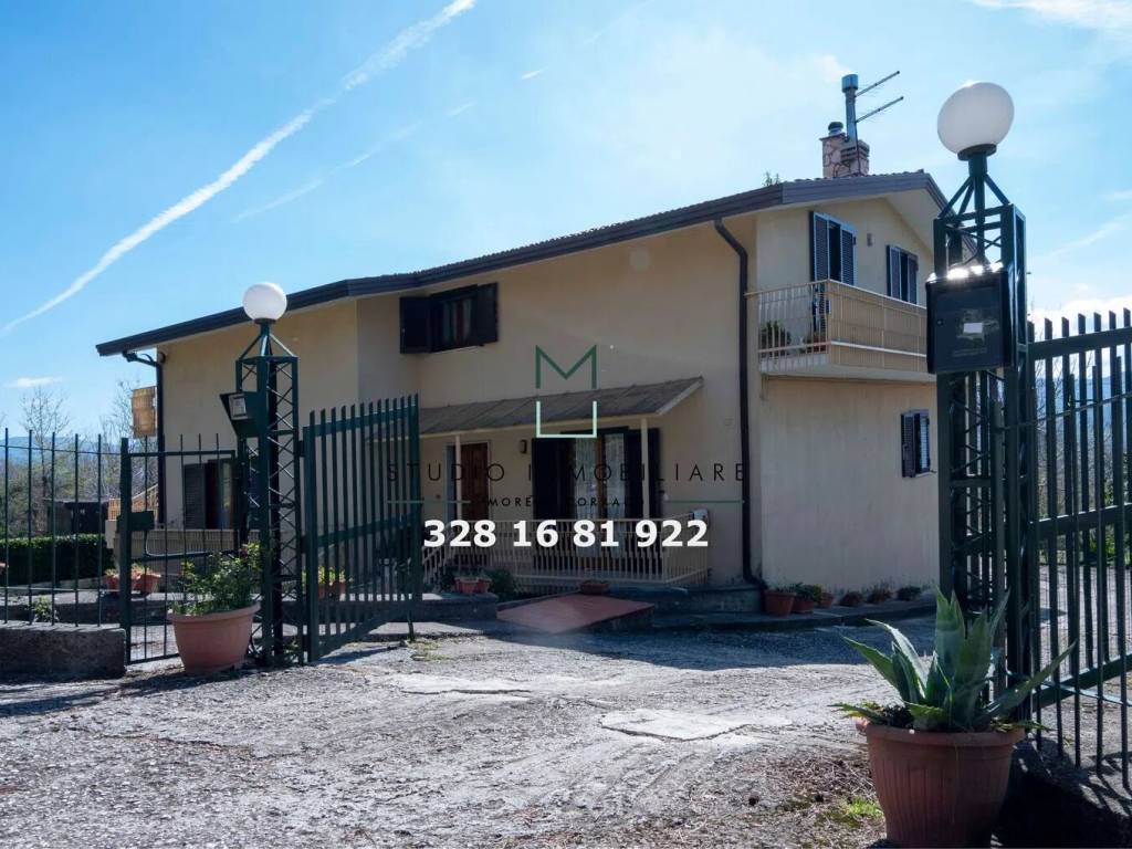 Villa a Avellino in Via Ponticelli S.N.C. - Foto 4