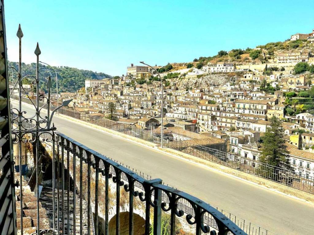 Villa a Modica in Corso San Giorgio - Foto 2