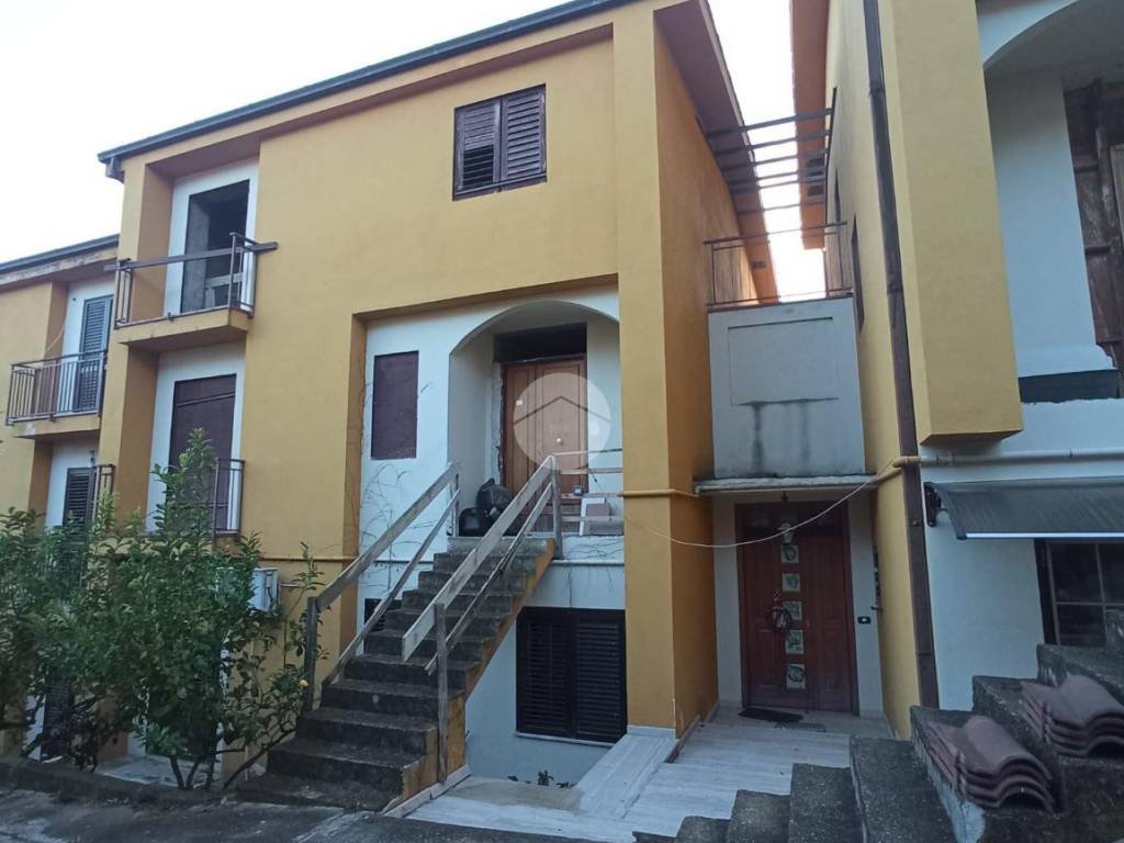 Casa indipendente a Mendicino in Via Cozzo Pirillo - Foto 3