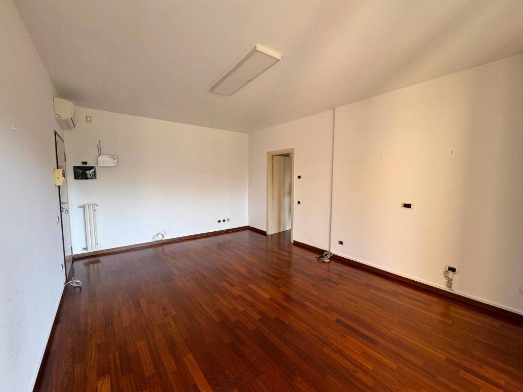 Appartamento a Saronno in Via Gaudenzio Ferrari, 20 - Foto 5