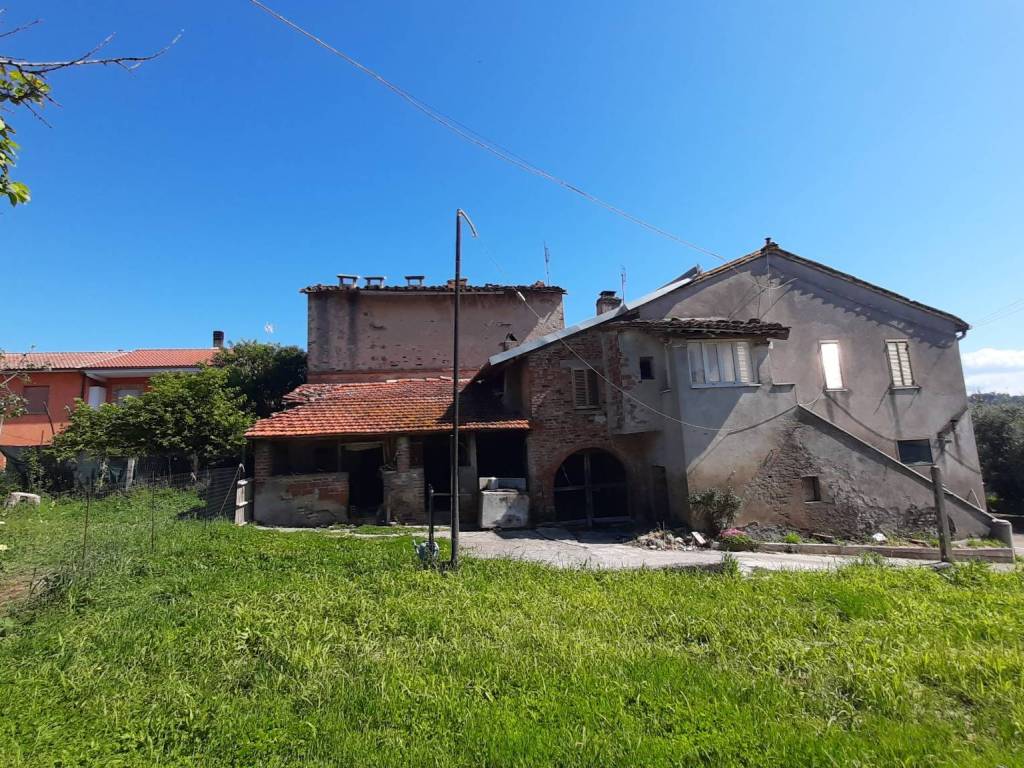 Terreno a Perugia in Via Archiloco, 3 - Foto 2