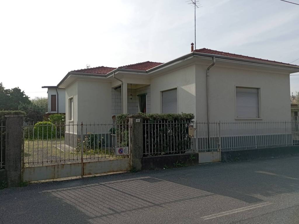 Villa a Samarate in Via Siena - Foto 2