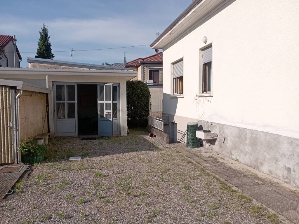 Villa a Samarate in Via Siena - Foto 4