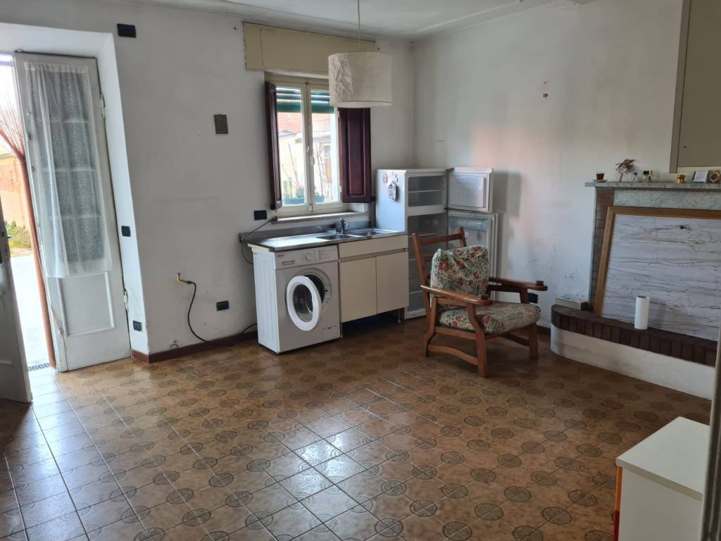 Casa indipendente a Porcari in Via Roma - Foto 3