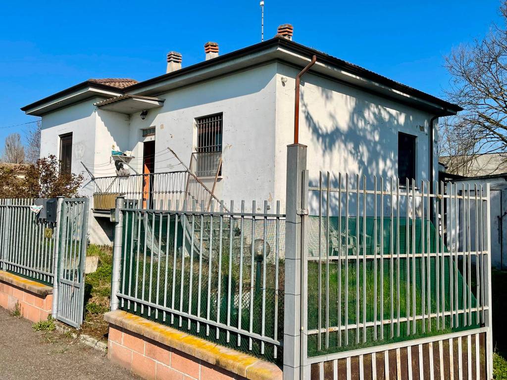 Appartamento a Lungavilla in Via Gino Sandri - Foto 2