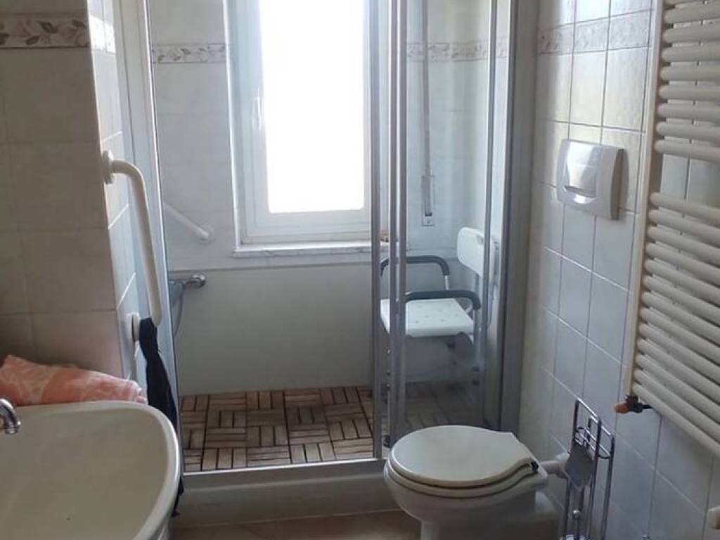 Appartamento a La spezia in Via Ugo Foscolo, 74 - Foto 4