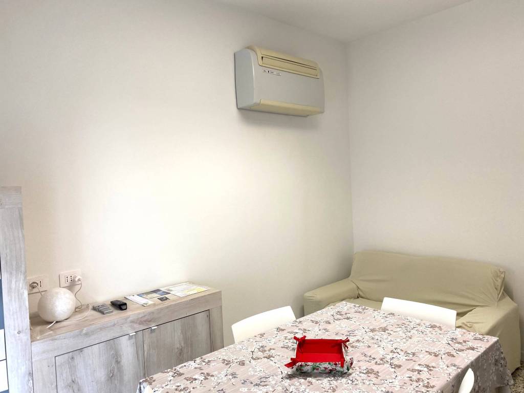 Appartamento a Cervia in Lungomare Grazia Deledda, 44 - Foto 5