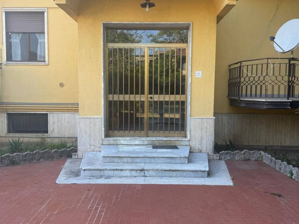 Appartamento a Dugenta in Via Nazionale - Foto 3