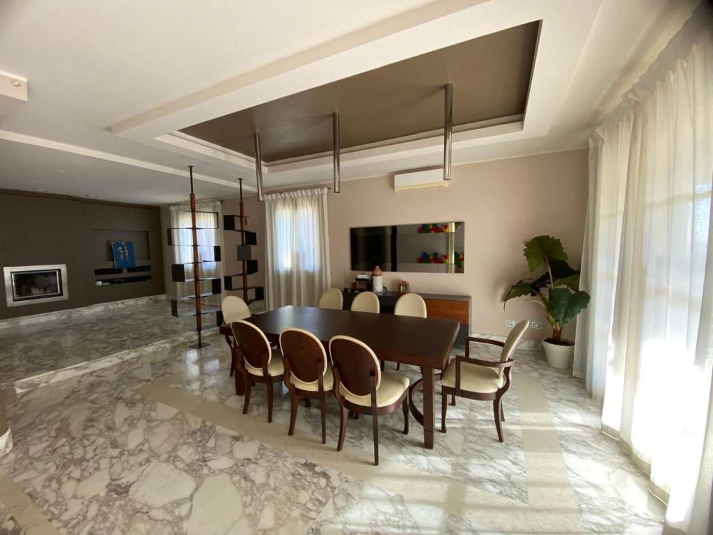 Villa a Mondolfo in Via Raffaello, 8 - Foto 2