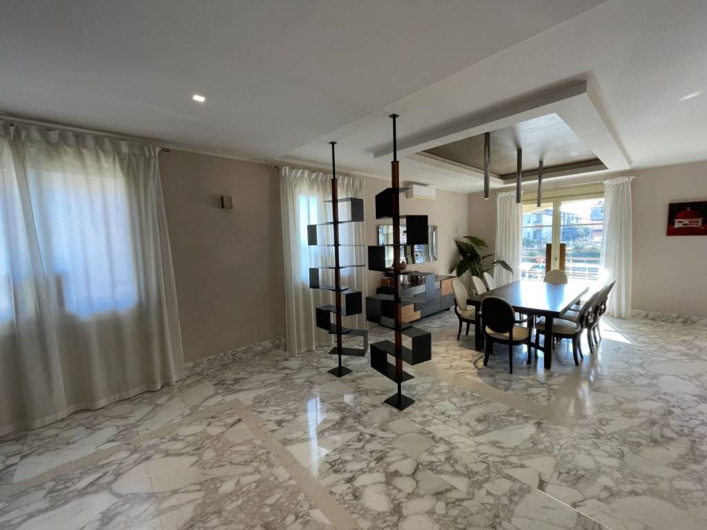 Villa a Mondolfo in Via Raffaello, 8 - Foto 5