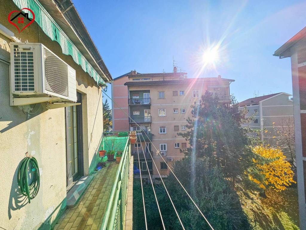 Appartamento a Trieste in Via Lorenzo Lorenzetti, 9 - Foto 3