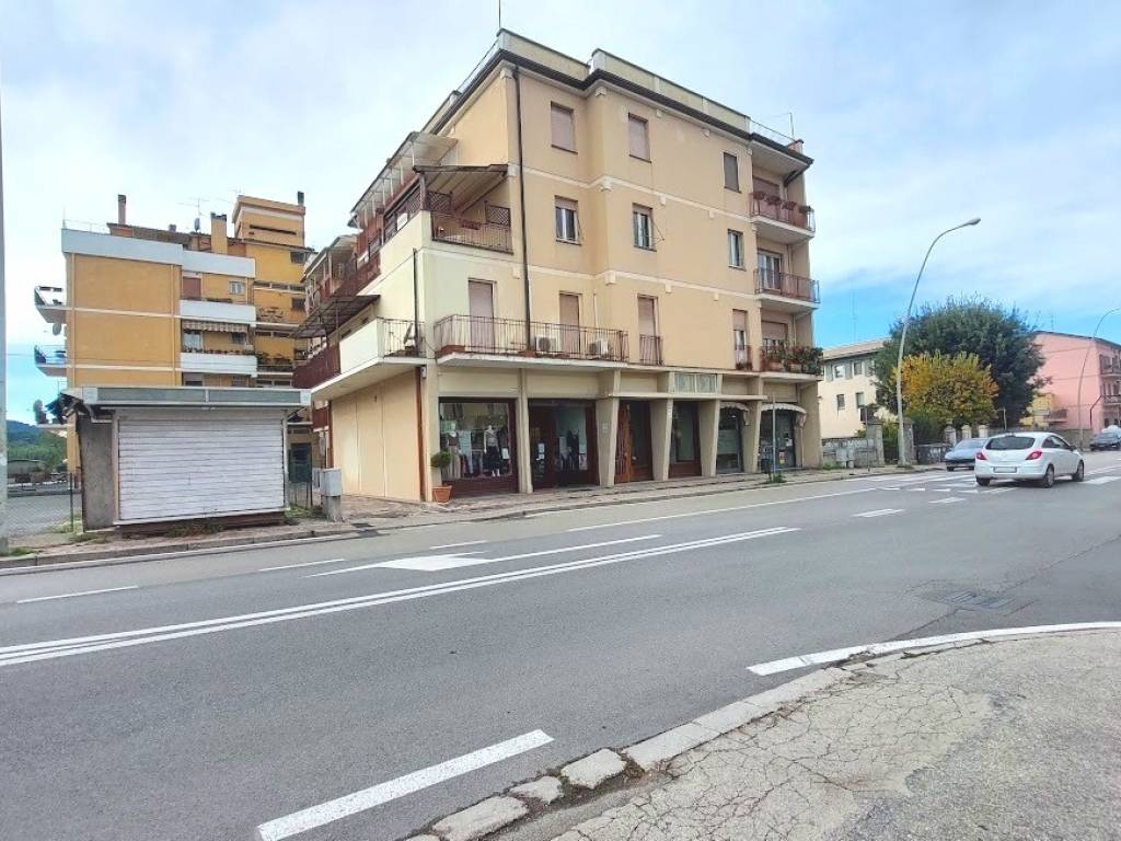 Immobile a Spoleto in Viale Guglielmo Marconi - Foto 2