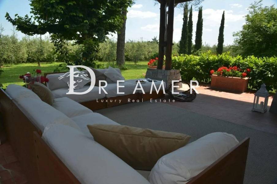Villa a Terranuova bracciolini in via di camparsiccio - Foto 3