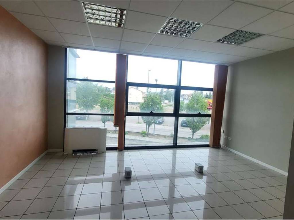 Immobile a Pesaro in VIA BENUCCI, 45 - Foto 3