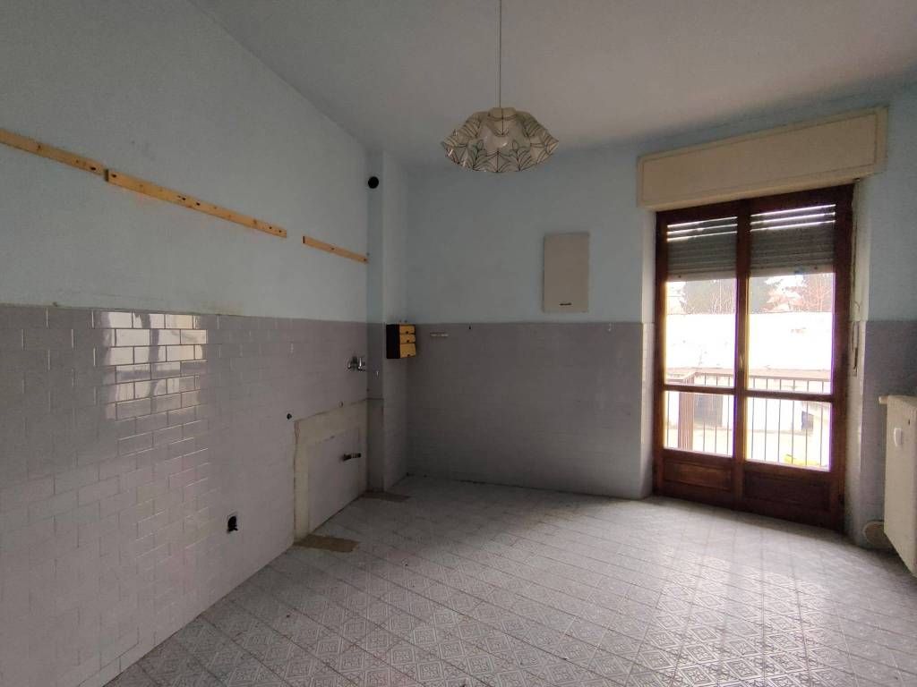 Appartamento a Asti in Via Giosuè Carducci, 56 - Foto 2