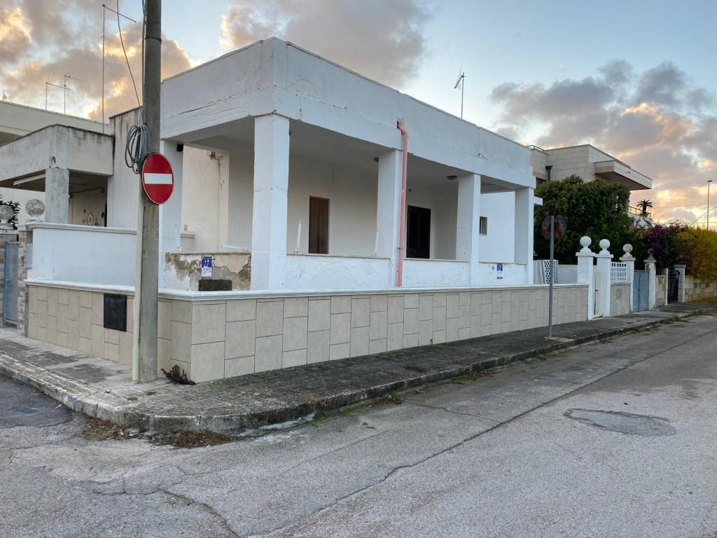 Villa a Carovigno in TORRE SANTA SABINA - Foto 5