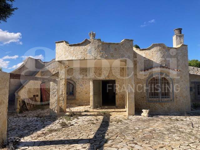 Villa a Brindisi in Via Punta Penne, 101 - Foto 2