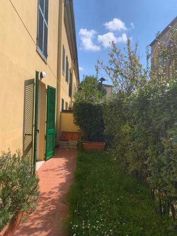 Appartamento a Lucca in Via Vincenzo Consani - Foto 3