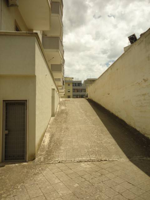 Box / garage a Lecce in Via Francesco De Mura - Foto 4