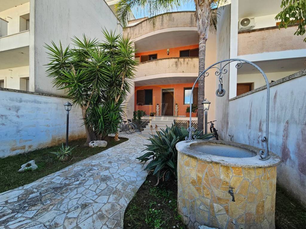 Villa a Calimera in Via Ancona, 57 - Foto 3