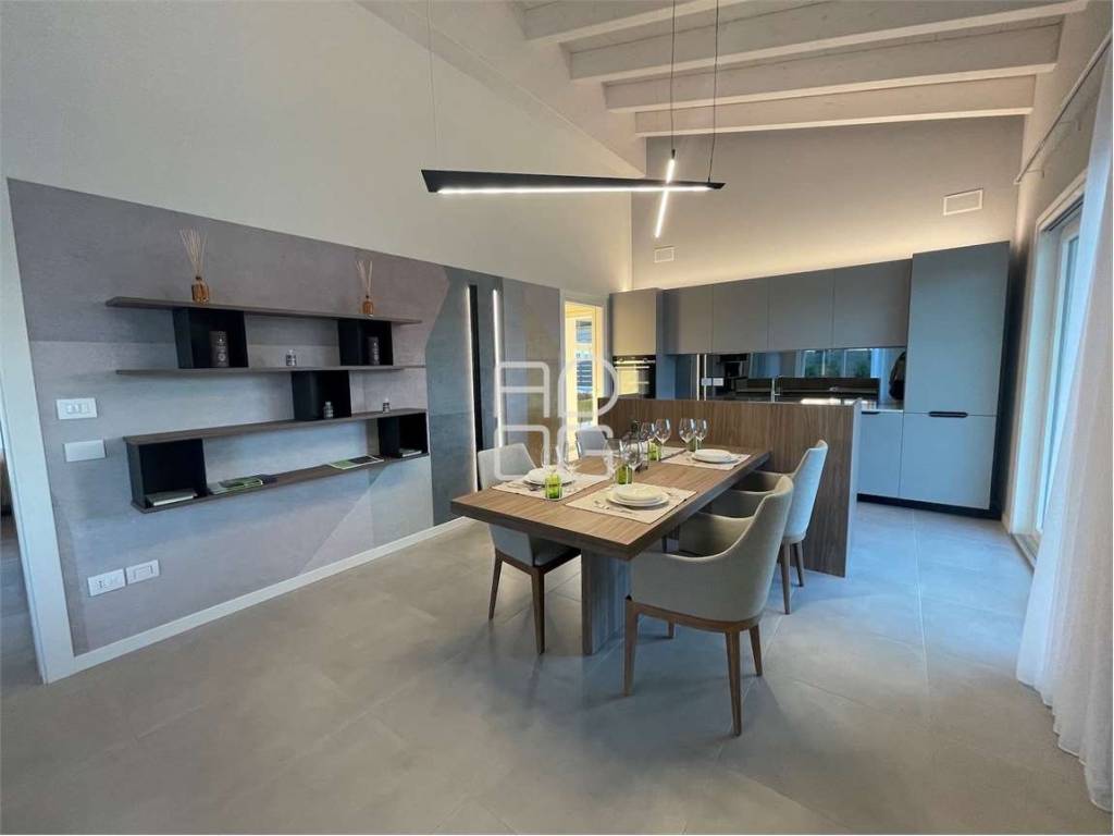 Villa a Castiglione delle stiviere in Via Tedeschino - Foto 4