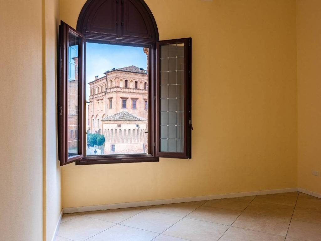Appartamento a Carpi in Piazza dei Martiri - Foto 2