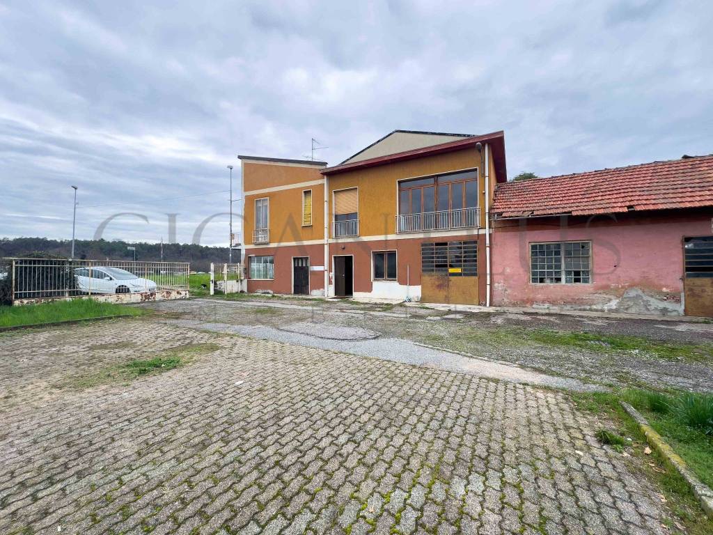Casa indipendente a Castelseprio in Via San Rocco, 743 - Foto 3