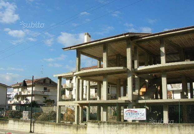 Casa indipendente a Cappelle sul tavo in Via Annuccia Fosso - Foto 3