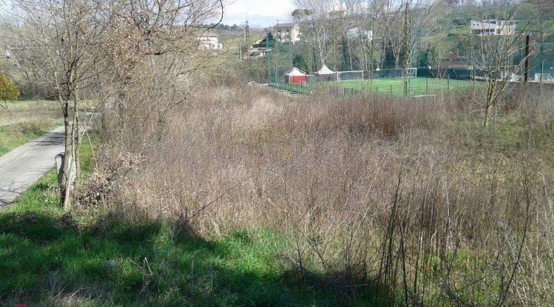 Terreno a Benevento in Via Dell'Esperanto - Foto 2